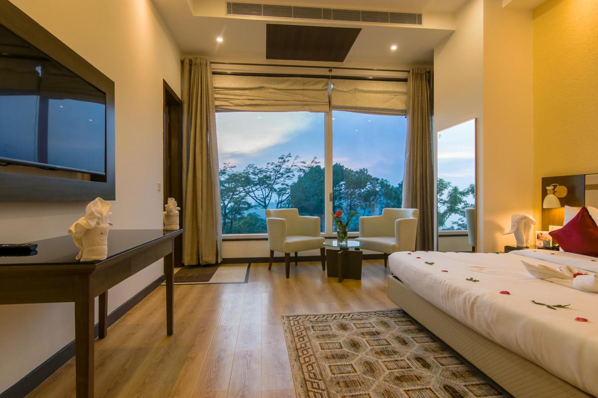 Dhauladhar Heights Resort Дармсала Экстерьер фото